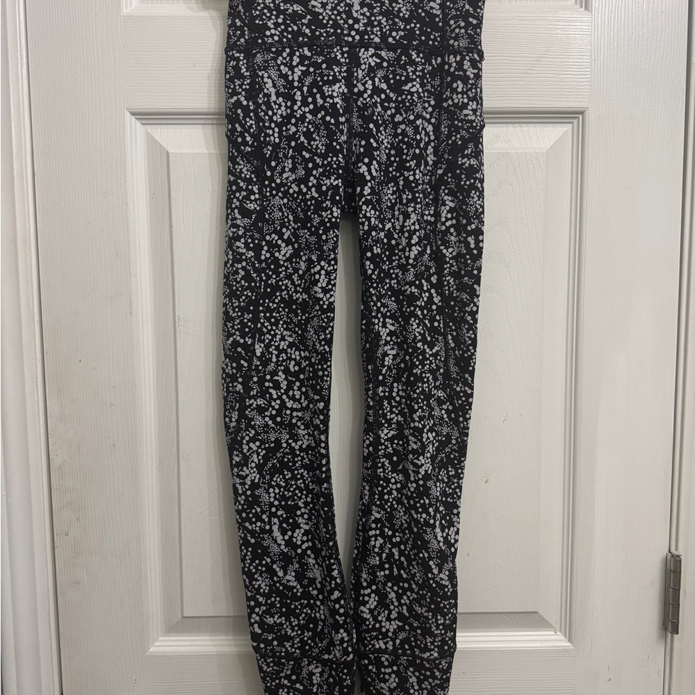 Lululemon Wunder Train Leggings Womens 2 Black Ditsy Floral
